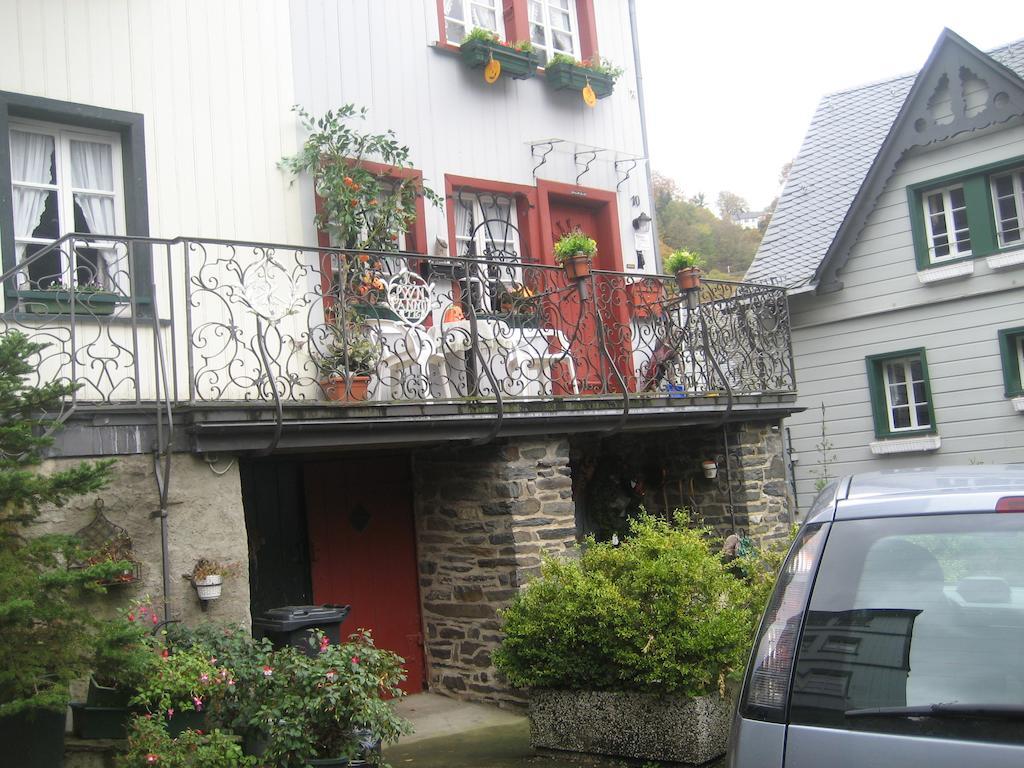 Gaestehaus Luise Bed & Breakfast Monschau Luaran gambar